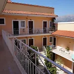 Byron 2* Argostoli (Kefalonia)
