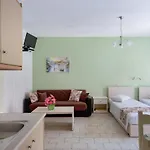 Apartahotel Byron 2*
