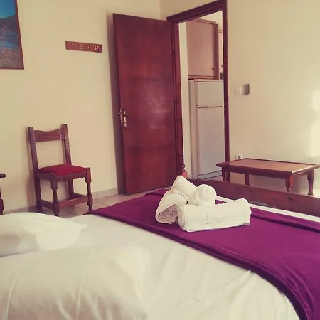 Aparthotel Byron 2*