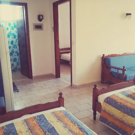 Aparthotel Byron 2*