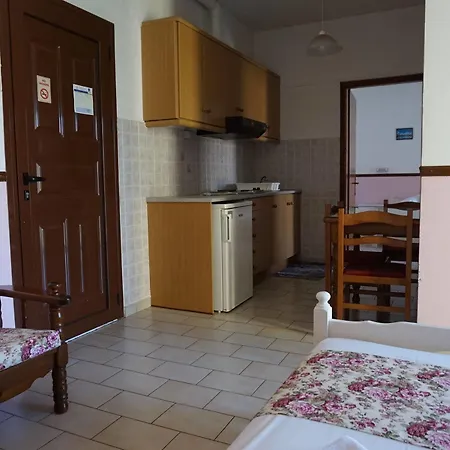 Lägenhetshotell Byron Argostoli (Kefalonia)