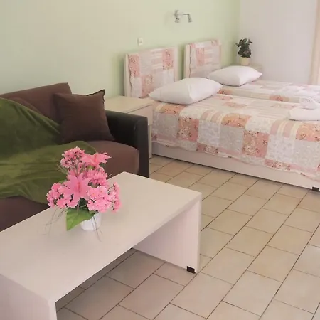 Aparthotel Byron 2*